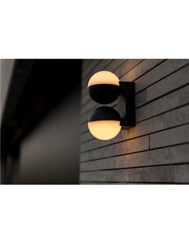 Lámpara de pared LED exterior doble en forma de globo LOOMA, con luz giro 270º, 15,6W 2300Lm, 3000K
