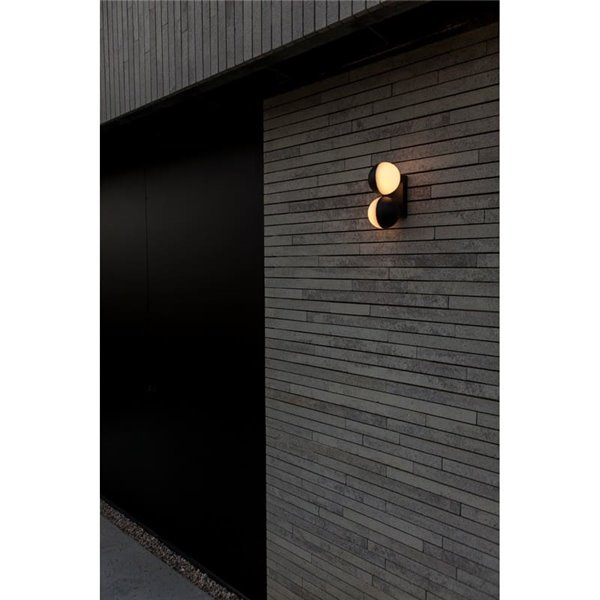 Lámpara de pared LED exterior doble en forma de globo LOOMA, con luz giro 270º, 15,6W 2300Lm, 3000K