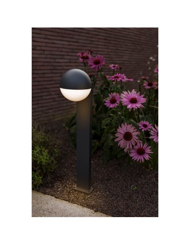 Farol externo LOOMA, em forma de globo que gira 270º, E27, 70cm de altura