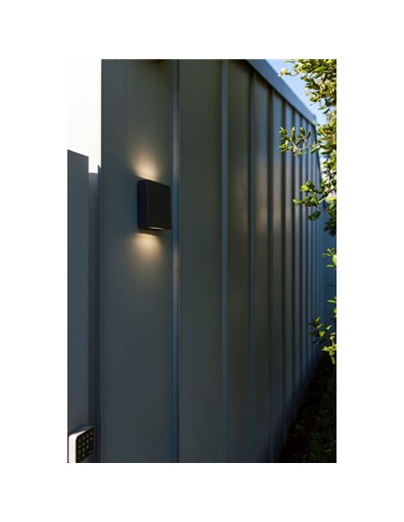 Aplique cuadrado exterior LED con luz arriba y abajo PILI, 8,5W 1310Lm, 4000K