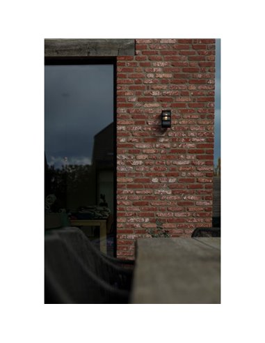 Aplique exterior DALTON, acabado en negro estilo industrial, E27