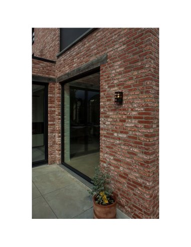Aplique exterior DALTON, acabado en negro estilo industrial, E27