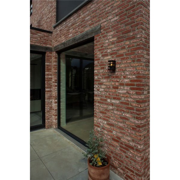 Aplique exterior DALTON, acabado en negro estilo industrial, E27