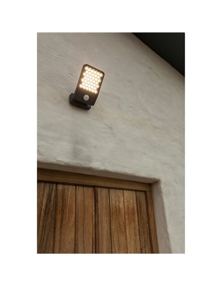 Aplique LED de aluminio con sensor de movimiento y cabezal que gira 90º ATLANTIS, 14W 2260Lm, 3000K/4000K