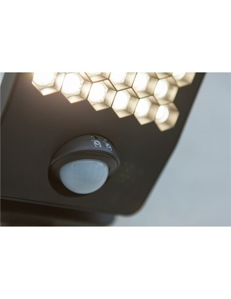 Aplique LED de aluminio con sensor de movimiento y cabezal que gira 90º ATLANTIS, 14W 2260Lm, 3000K/4000K