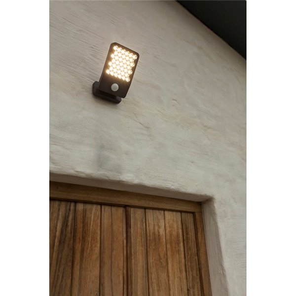 Aplique LED de aluminio con sensor de movimiento y cabezal que gira 90º ATLANTIS, 14W 2260Lm, 3000K/4000K