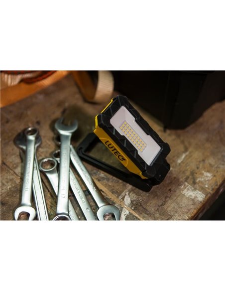 Projecteur de travail extérieur LED PENI, chargement USB-C, magnétique et crochet, 4000K, 2W 500Lm