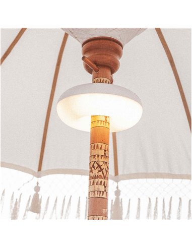 Lampe ronde LIMA avec aimant pour parasol avec batterie 3000K+ RGB