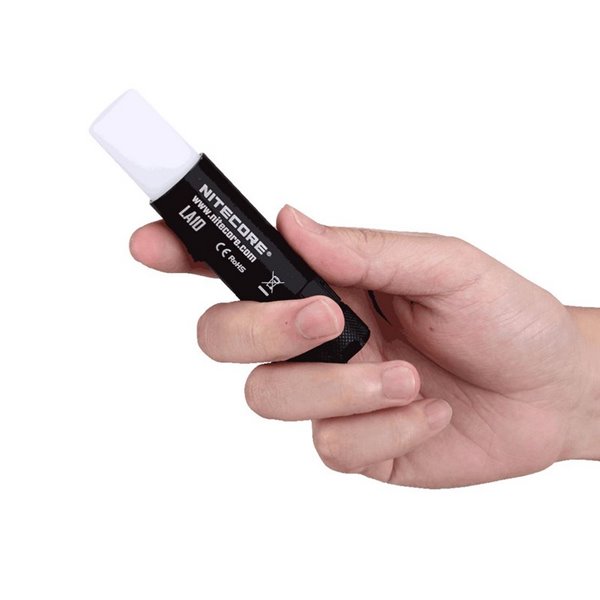 Linterna de mano LED en Stick LA10 Tapa Trasera Magnética 135Lm 10 metros Alcance IPX6