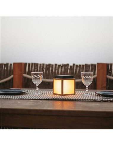 Farolillo LED de sobremesa cuadrado con luz cálida VEGA, con panel solar y batería recargable, 12x12cm - exterior/interior