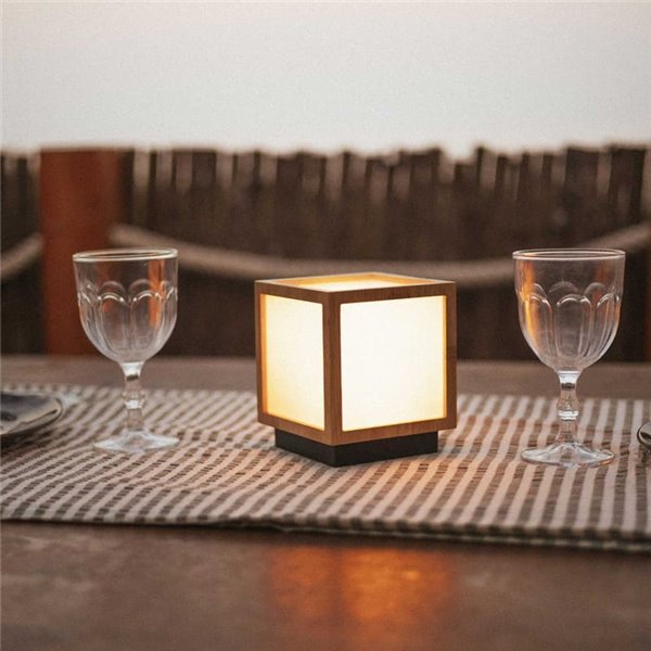 Farolillo LED de sobremesa cuadrado con luz cálida VEGA, con panel solar y batería recargable, 12x12cm - exterior/interior