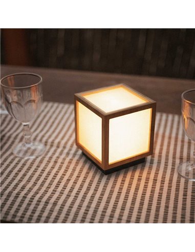Farolillo LED de sobremesa cuadrado con luz cálida VEGA, con panel solar y batería recargable, 12x12cm - exterior/interior