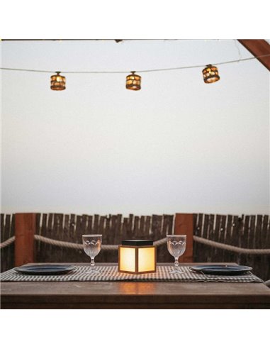 Farolillo LED de sobremesa cuadrado con luz cálida VEGA, con panel solar y batería recargable, 12x12cm - exterior/interior