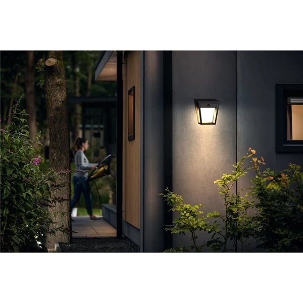 Aplique solar LED de exterior NISSA, con sensor de movimiento, negro 1,8W 250Lm, 3000K, IP44