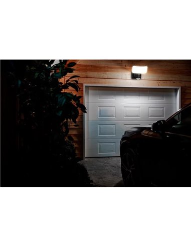 Aplique negro con panel solar LED con sensor TYLUS ultraeficiente, 6W 3000K/5000K