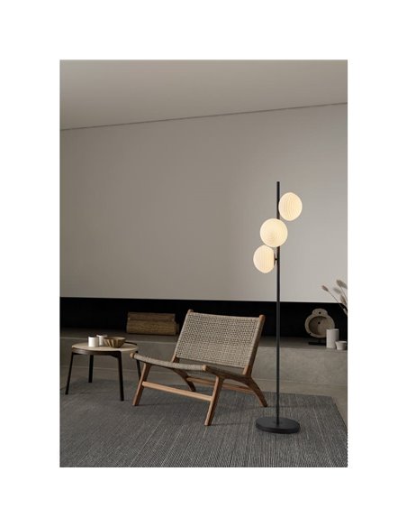 Lámpara de Pie minimalista con 3 tulipas redondas blancas CIAO, 3xE27 Ø18, latón mate/negro