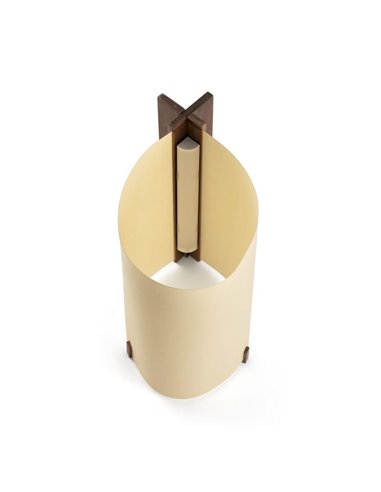 Lámpara de sobremesa CATA, con madera de nogal y pantalla papiro, 2W 2200K (luz super cálida)