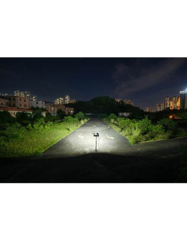 Lampe de travail LED carrée grand angle 9 120 lm - 10/30 V - Faisceau large - IP6K9K - 16 LED