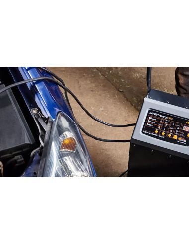 Cargador de Batería Profesional OSRAM BATTERYcharge PRO 60A - 12V/24V con Función de Arranque OSCP60T