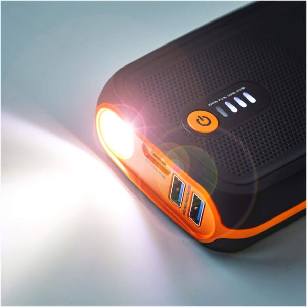 LED de Arrancador de Batería OSRAM BATTERYstart 300 - 12V, 13000mAh, Powerbank USB