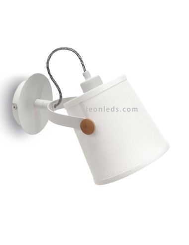 Aplique branco e madeira da série Nordica da mantra 4924 de design nórdico escandinavo | Leon Iluminação LED