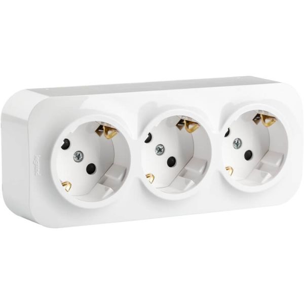 Enchufe de Pared Triple Legrand Forix – 3 Tomas Schuko – Montaje en Superficie – Blanco 782418