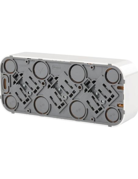 Tampa traseira para tomada de parede tripla Legrand Forix – 3 soquetes Schuko – Montagem em superfície – Branco 782418