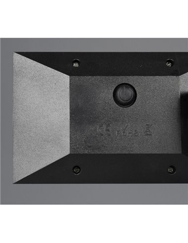 Foco solar LED para suelo FESTIVAL con pincho, cambio de color RGB, batería recargable 1W 35lm IP44