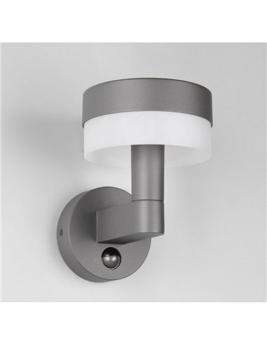 Aplique LED de pared MACKENZIE para exterior, con sensor de movimiento 8W 800lm, 3000K IP44