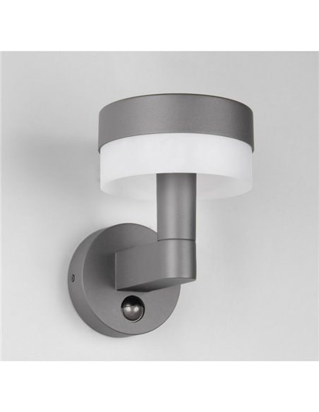 Aplique LED de pared MACKENZIE para exterior, con sensor de movimiento 8W 800lm, 3000K IP44