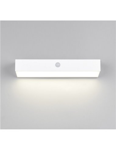 Aplique de pared alargado SILVES LED carga solar y batería USB, sensor de movimiento 6W 1x 700lm, 4000K IP44 Blanco