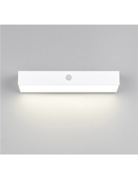 Aplique de pared alargado SILVES LED carga solar y batería USB, sensor de movimiento 6W 1x 700lm, 4000K IP44 Blanco
