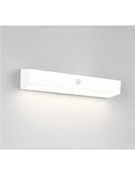 Aplique de pared alargado SILVES LED carga solar y batería USB, sensor de movimiento 6W 1x 700lm, 4000K IP44 Blanco