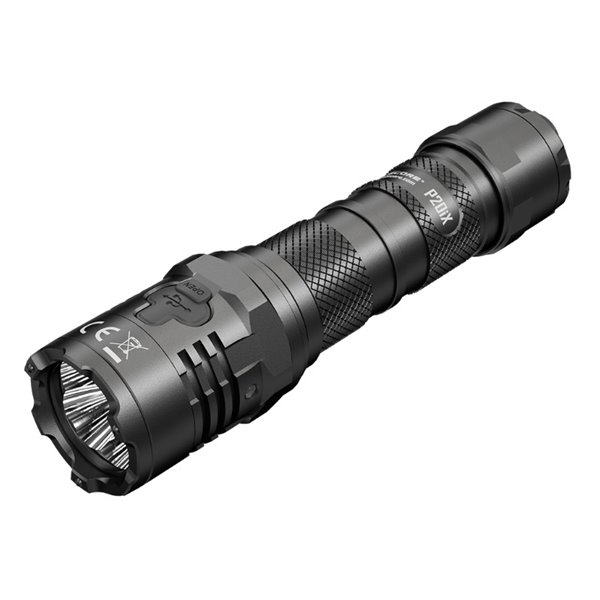 Linterna de mano LED P20iX muy potente 4000 lúmenes, efecto estroboscópico 221 metros alcance, recargable IP68