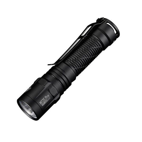 Lampe torche LED compacte MT2C PRO 1800 lm, portée de 520 m, batterie rechargeable NL18650 3 600 mAh, IP68
