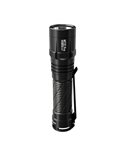Lampe torche LED compacte MT2C PRO 1800 lm, portée de 520 m, batterie rechargeable NL18650 3 600 mAh, IP68