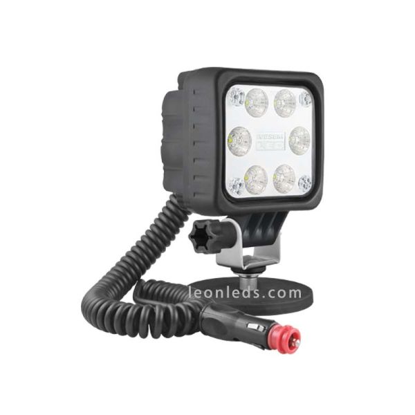 Faro LED magnético para 12V y 24V con conexión de mechero interruptor asa barato de calidad | LeonLeds Iluminación