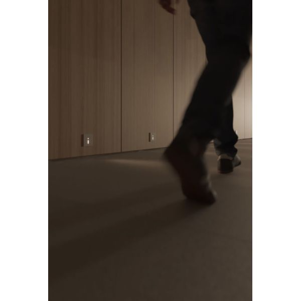 Feu de signalisation LED encastré Beneito Faure LAO 1,5 W avec capteur et interrupteur CCT – Blanc ou noir