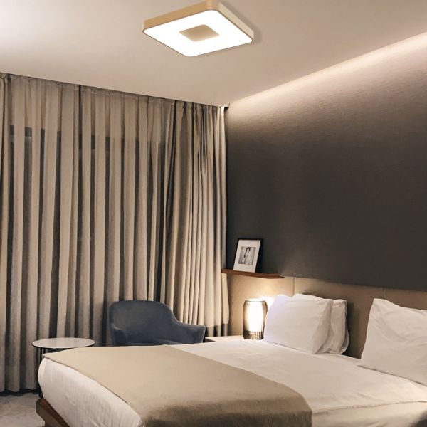 Plafón LED Coin para techo oro cuadrado ambiente