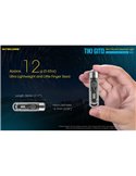 Linterna de mano recargable TIKI GITD BLUE, brilla en la oscuridad 300Lm y alcance 71m IP66 muy ligera Azul