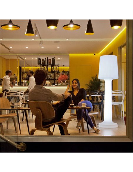 Lampadaire d'extérieur LED CARMEN 165 avec câble, blanc froid ou blanc chaud