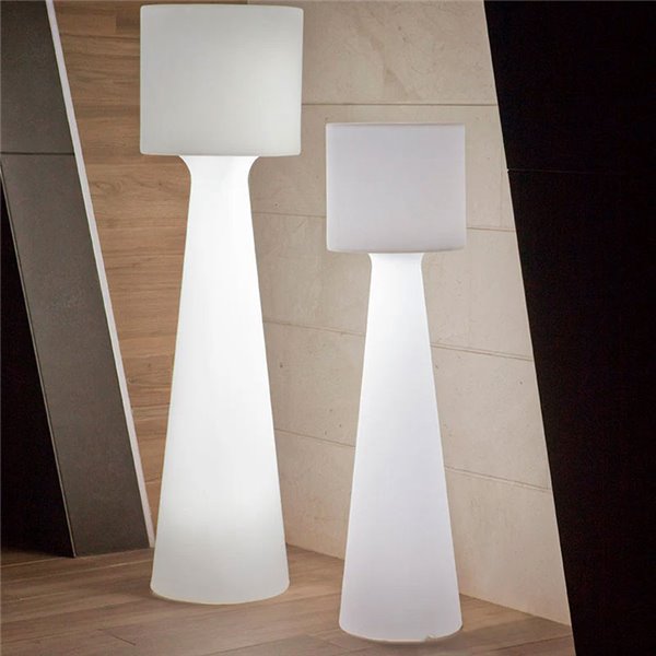 Lámpara de pie LED exterior con cable GRACE 140, luz fría o cálida