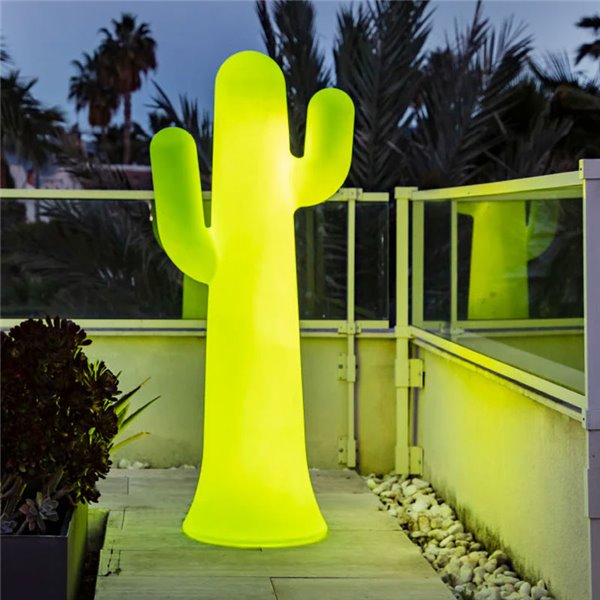 Lampadaire LED PANCHO 140 en forme de cactus, vert citron avec câble extérieur, lumière froide