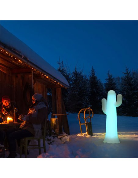 Luminária de chão LED PANCHO 140 em formato de cacto, branca com cabo para área externa, luz fria ou quente