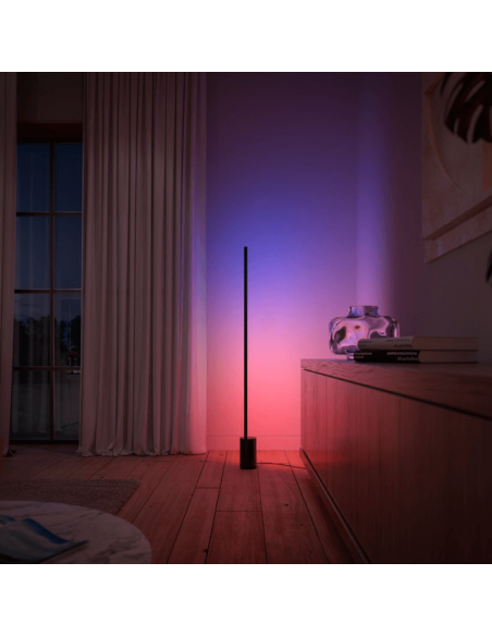 Lámpara de pie LED negra inteligente Gradient Signe ambiente