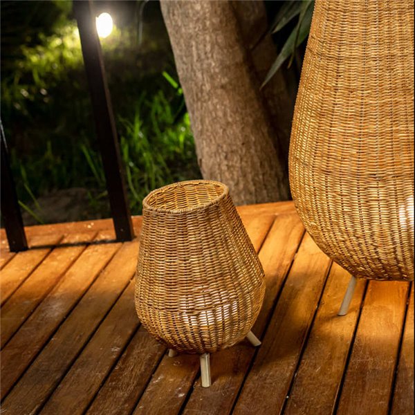 Lámpara de sobremesa con batería recargable LED SAONA 30, para exterior con bombilla 900Lm y mando a distancia
