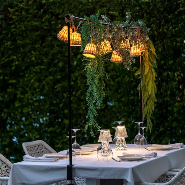 Cadre de table décoratif extensible GARLAND LIFT pour guirlandes, pour l'intérieur et l'extérieur