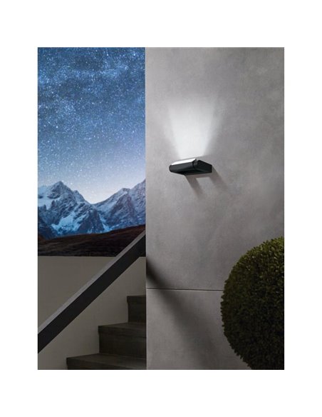 Aplique LED de pared BRIANZA, con cabezal giratorio 350º, negro 4,8W 550Lm 3000K, IP44