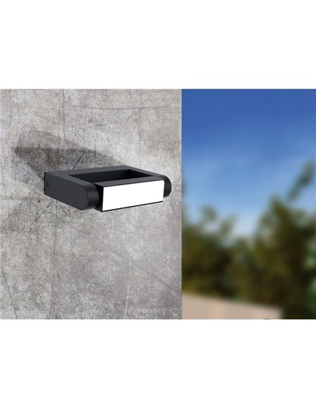 Aplique LED de pared BRIANZA, con cabezal giratorio 350º, negro 4,8W 550Lm 3000K, IP44