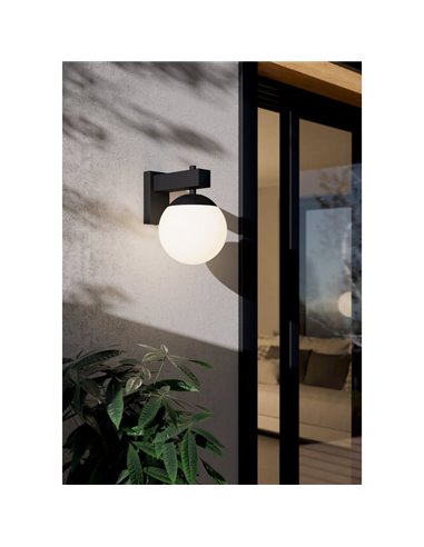 Aplique de exterior BUFALATA, negro con globo blanco, E27, IP44